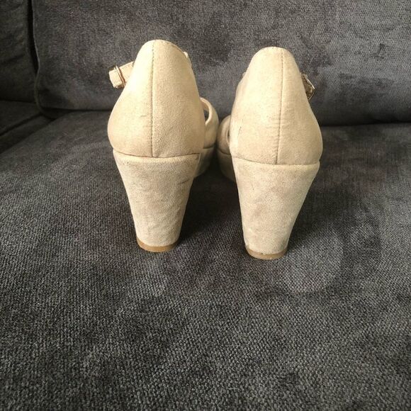 brida Size 37 Nude Suede Platform Sandals - Picture 4 of 5